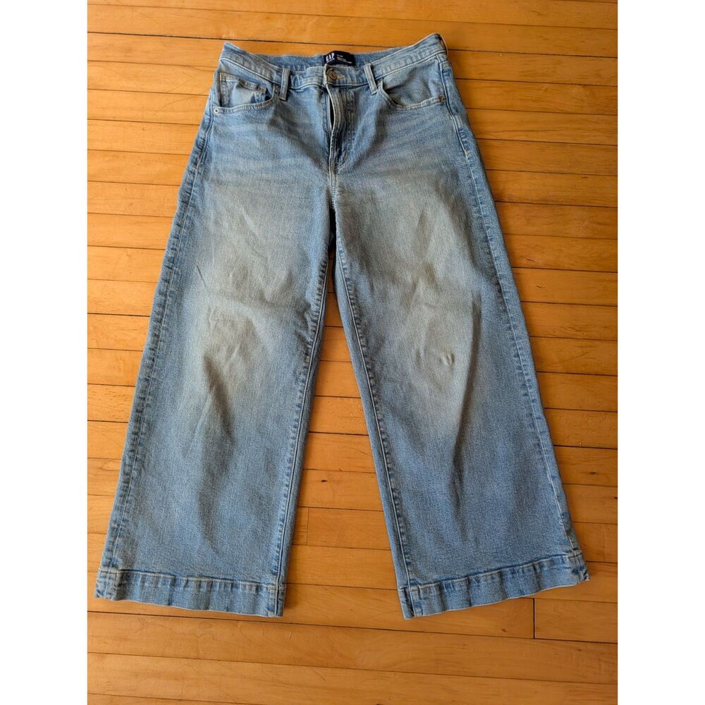 Women's Gap High Rise Wide-Leg Crop Jeans Size 31/12 - Light Bluer